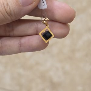 آویز مکعبی مشکی