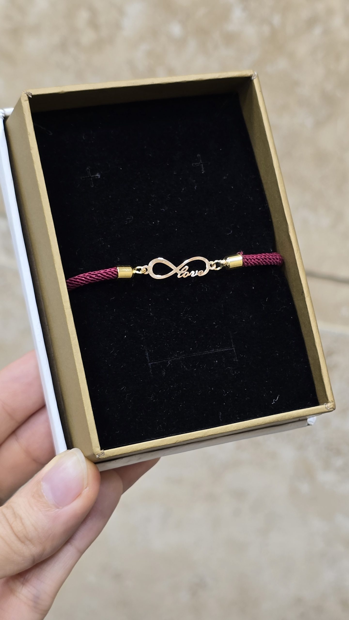 دستبند بینهایت و لاو کد ۱۷