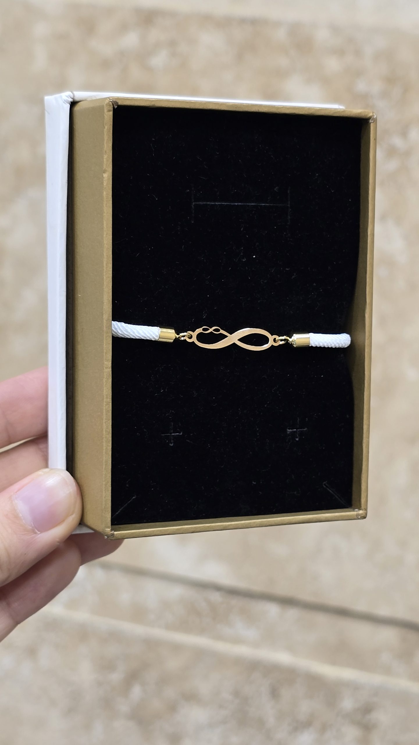 دستبند بینهایت کد ۱۹